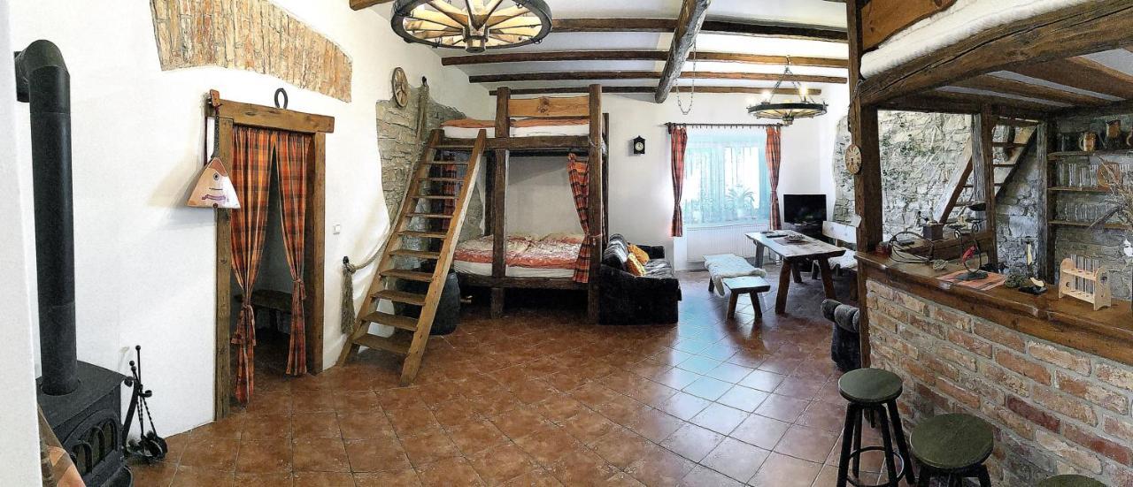 Apartmany Tones Hanušovice Zewnętrze zdjęcie